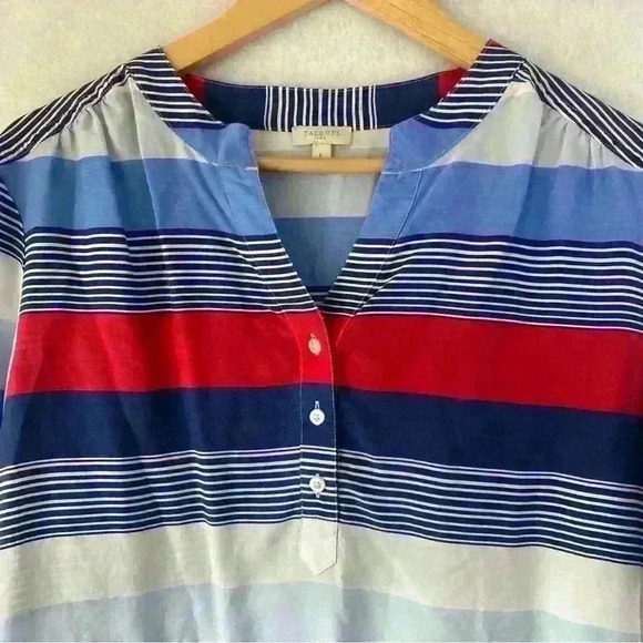 Talbots Women's Striped Button Up Long Sleeve Tunic L USA BBQ Beach Holiday - Picture 3 of 11